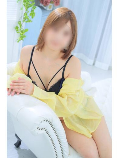 絢奈(あやな)(28)